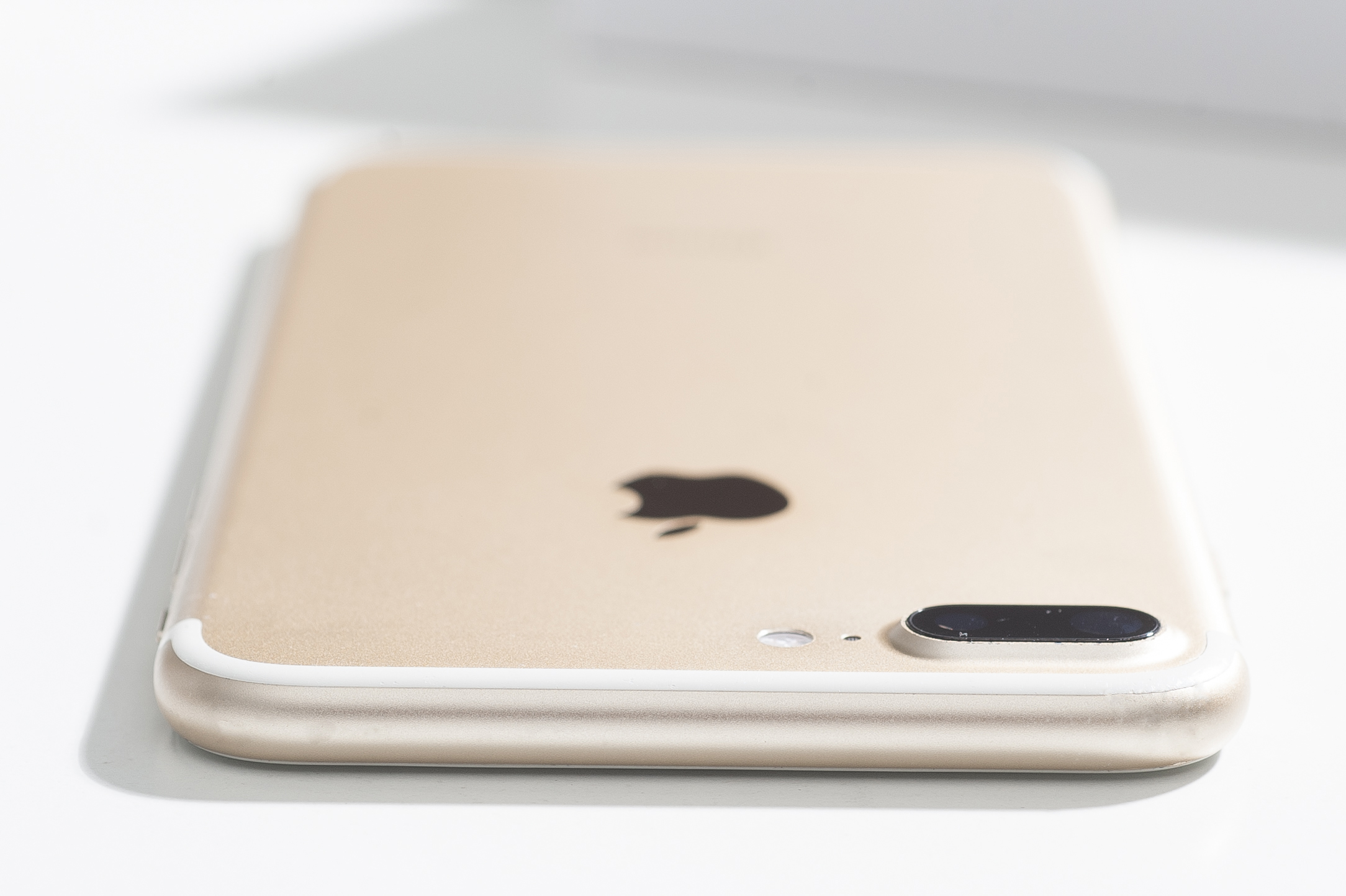 iPhone 7 Plus 128GB Gold (MN4Q2) б/у